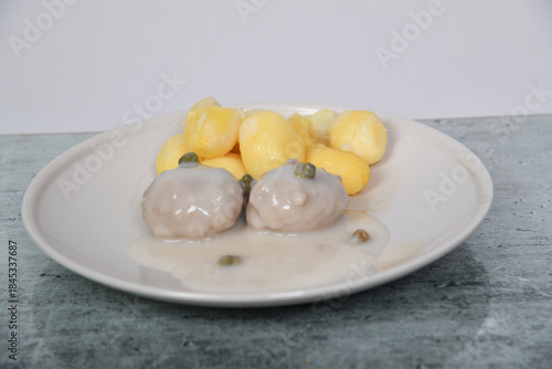 Wallpaper Mural kartoffeln kapernsauce und königsber klopse kochklops Torontodigital.ca