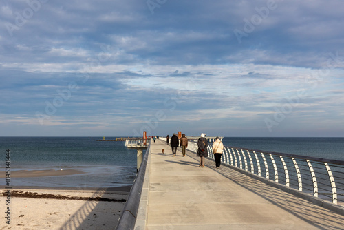 Auf der neuen Seebrücke in Prerow.