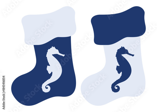 Logo nautical. Silueta de caballo de mar en calcetín de Santa Claus para tarjetas y felicitaciones de Navidad