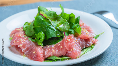 マグロのカルパッチョ サラダ