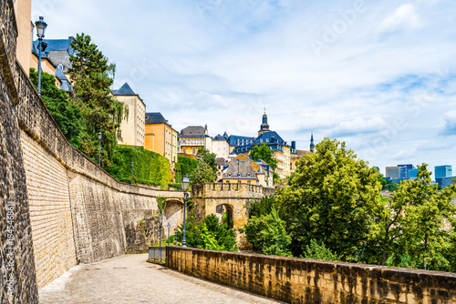Lourxembourg: Cityscape of the old town of Louxembourg City with old colorful houses, cobbled streets and fortress walls