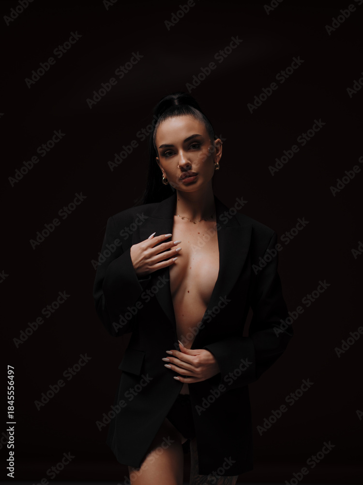Obraz premium Confident Stylish Woman Open Black Blazer Glamour Portrait