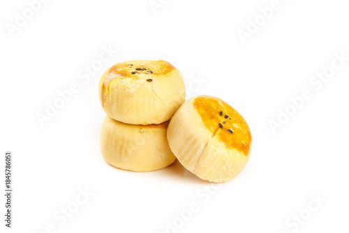 Handmade Pastry Soufflés with Chocolate Beans - Artisan Style