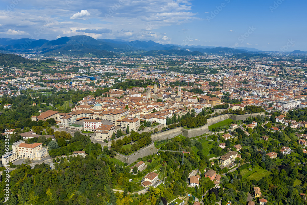 Fototapeta premium Città Alta and Venetian Walls Aerial View - Bergamo, Italy