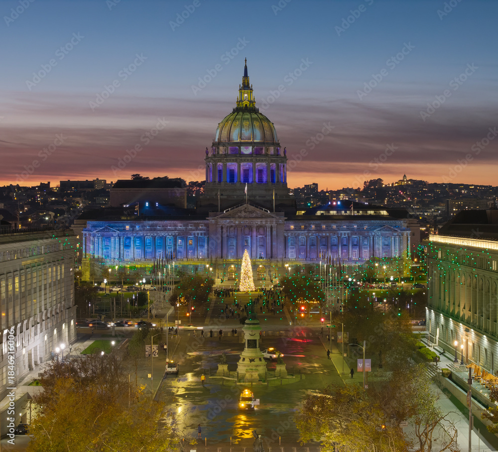 Obraz premium San Francisco City Hall Light Show