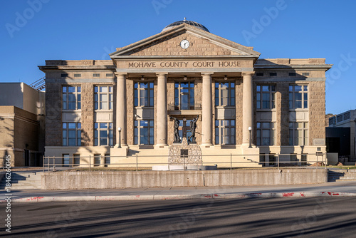 Mohave county courthouse in downtown Kingman.