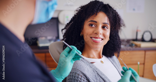 Cuadro en lienzo Dental, checkup or woman in clinic with smile, advice or examination for decay prevention