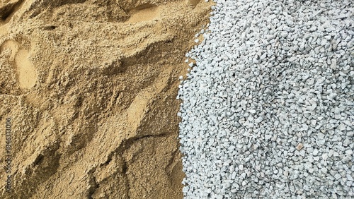 Tableau sur toile Pile of sand and stones texture to build a house
