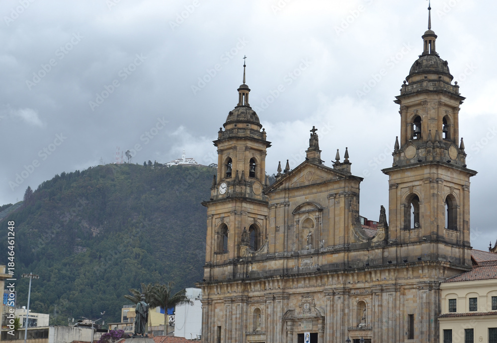 Fototapeta premium A majestic view of the primary cathedral in Bogotá, Colombia