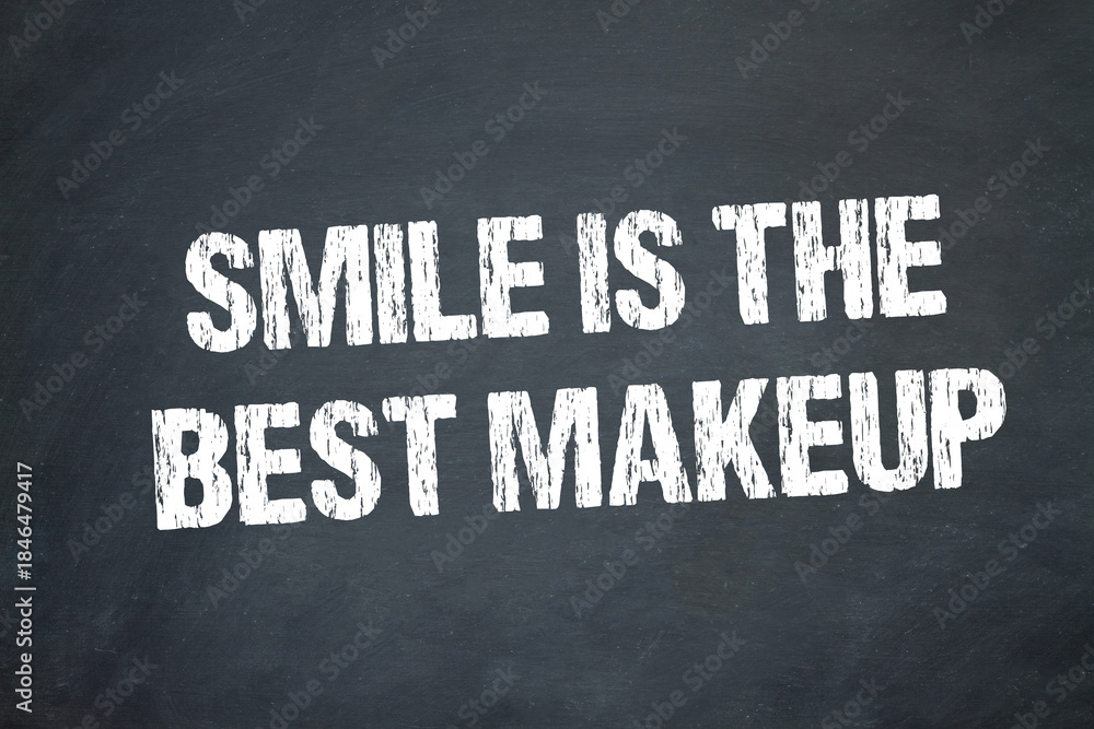 Fototapeta premium Smile is the best Makeup 