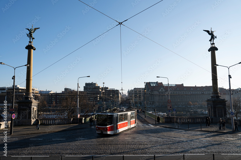 Obraz premium Prague streets and statues