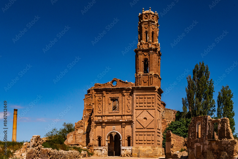 Fototapeta premium Belchite is located in a municipality in the province of Zaragoza, in one of the driest areas of Aragon.