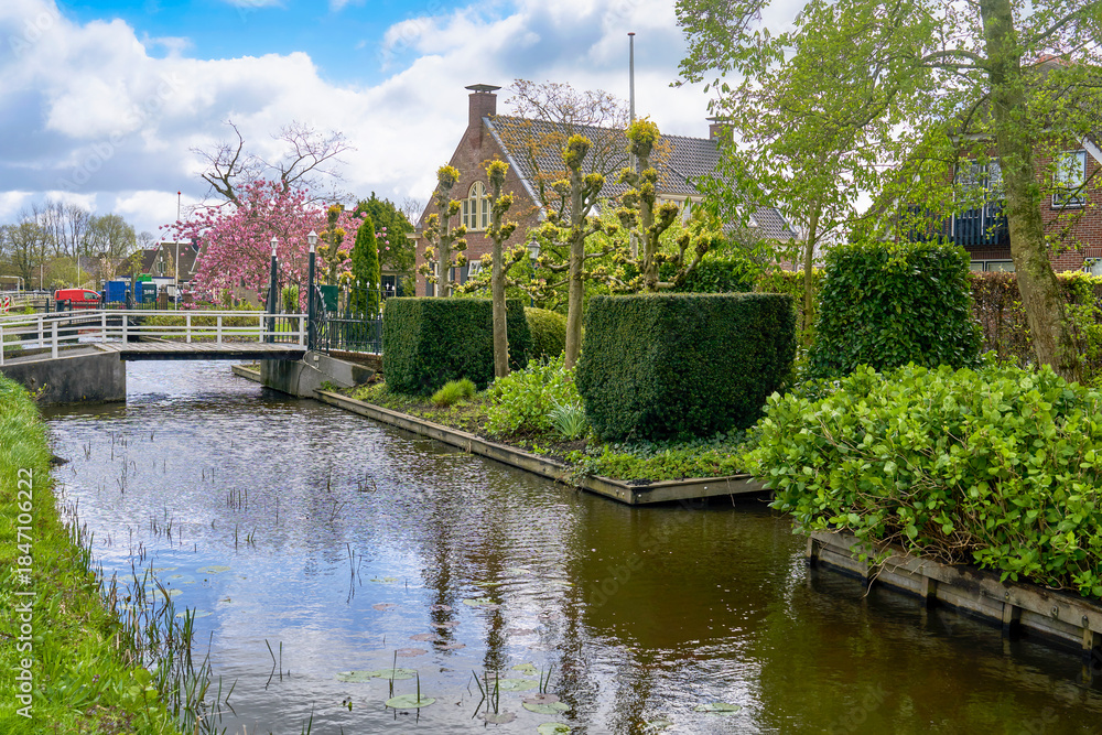 Fototapeta premium View in peaceful Dutch countryside on a spring day