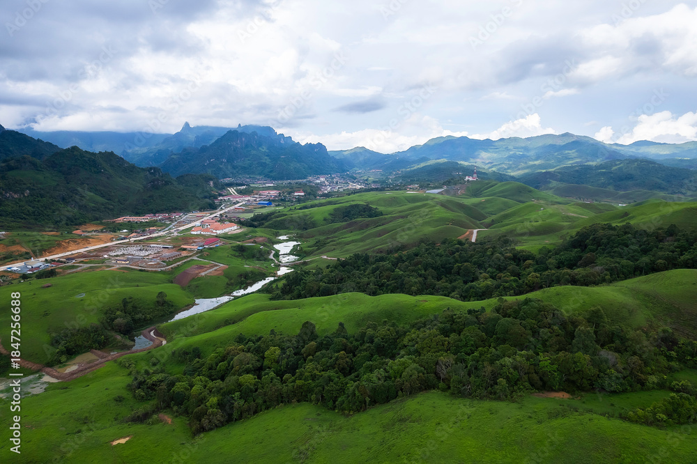 Naklejka premium Mountains and sky, nature view, sunrise and sunset, Xaisomboun Province , Laos
