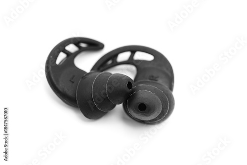 Use of earplugs for noise reduction in different settings