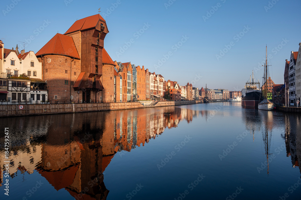 Fototapeta premium Old Port Crane, Gdansk, Poland
