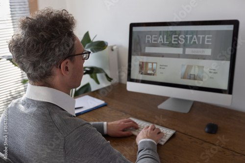 Fotografija real estate to buy or rent, online website with real estate properties listings