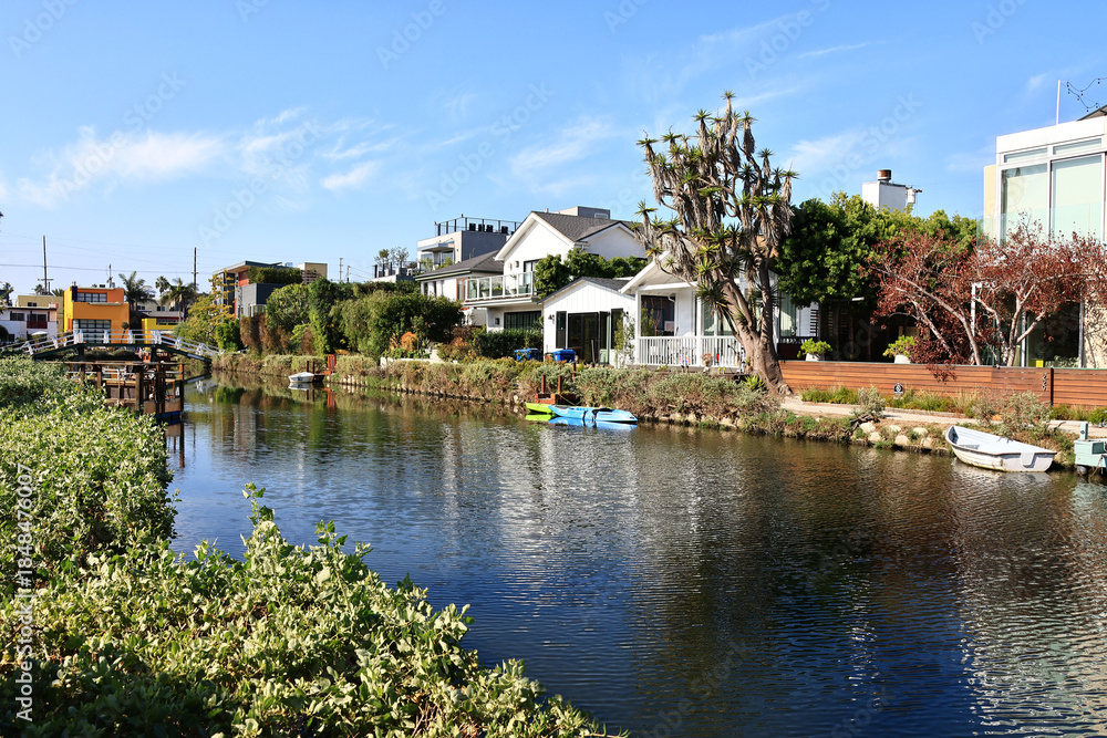 Obraz premium Venice Canals, historic canal district in the Venice neighborhood of Los Angeles, California
