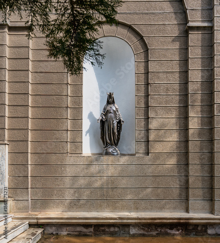 Statue of Virgin Mary in an arched niche at St. John's Cathedral, Aziz Yuhanna Katolik Katedrali, Izmir, Turkey