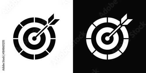Bullseye Arrow Transparent PNG, Black and White Target with Aim, Isolated Icon