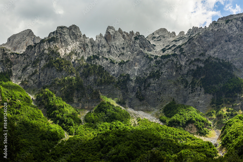 Fototapeta premium Scenic summer landscape of Valbona Valley National Park. Prokletije or Accursed Mountains in Northern Albania, Europe 