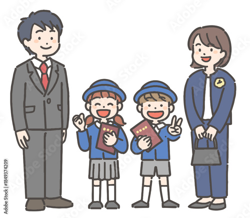 卒園の証書を持って笑顔の、制服を着た男の子と女の子の園児と家族
