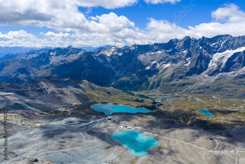 Billede på lærred Lago Goillet alpine lake and glacial basin - Valtournenche, Italy