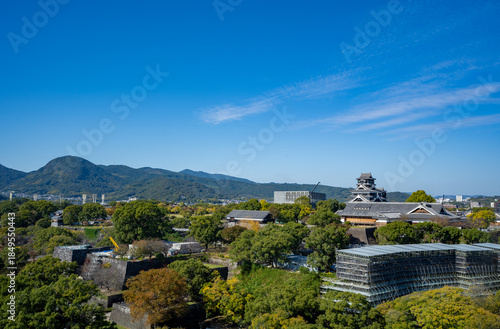 熊本市役所の展望ロビーから見る熊本城