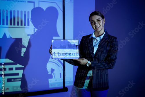 Female business analyst wit...