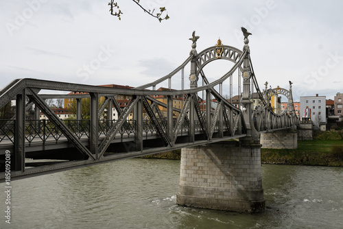 Steel bridge between Oberdorf and Lauffen