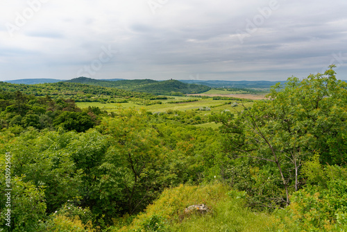 Landschaft auf der Halbinsel Tihany bei der Ortschaft Tihany im Nationalpark Balaton-Oberland, Balaton, Ungarn