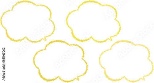 微妙に色が異なる黄色のクレヨンで描いた、雲の形の吹き出しセット。手描き風。