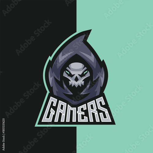 Gamers Skull Esports Gaming Logo