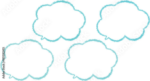 青系のクレヨンで描いた吹き出しセット。雲の形をしたかわいい手描き風のふきだし。青系の異なる色が4色ある。