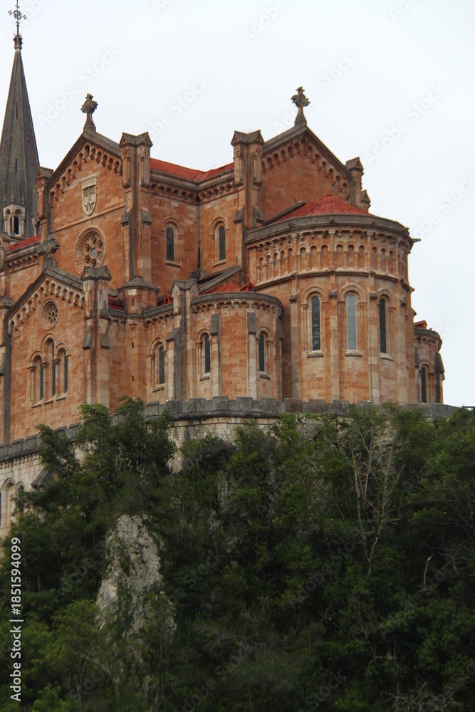 Fototapeta premium Santuario de Covadonga