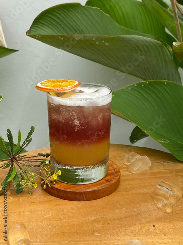 tea with lemon and mint