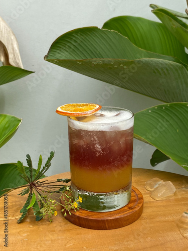 tea with lemon and mint