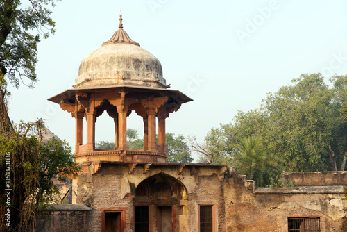 A Chhatri at Aram Bagh in Agra. The Aram Bagh is the oldest Mughal garden in India, originally built by the Mughal Emperor Babur in 1526.