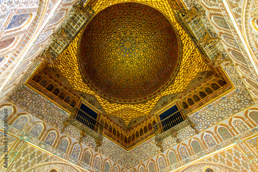 Naklejka premium Ceiling decorations of Hall of Ambassadors in Seville Alcazar, Spain