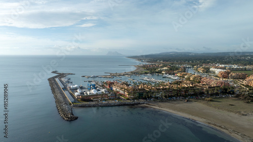 vistas del puerto de Sotogrande en el término municipal de San Roque, Andalucía