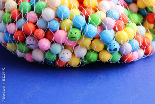 Canvas-taulu Mesh with many colored spheres trapped