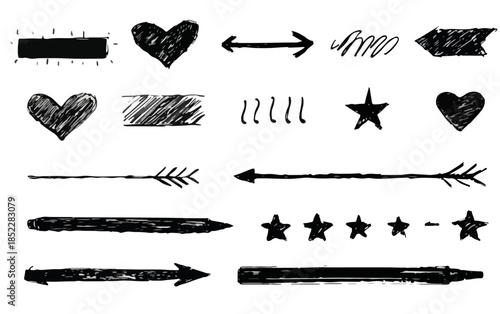 다양한 손으로 그린 화살표, 하트, 별, 선, 텍스처 요소들이 투명한 배경에 흑백으로 그려져 있습니다.