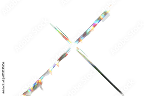 Effetto ottico astratto a forma di X con riflessi cromatici brillanti su sfondo bianco, risorsa grafica.