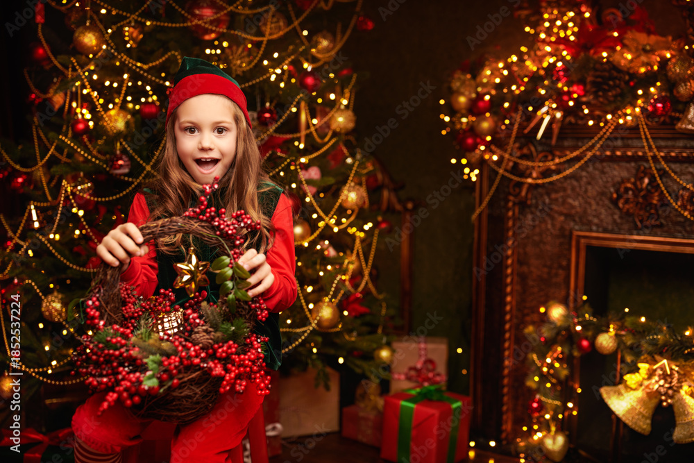 Obraz premium Christmas Elf Joy