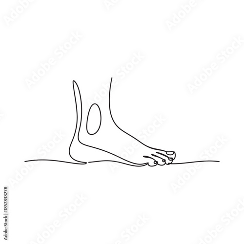 Minimalist line drawing of a human foot showcasing simple form and anatomical outline