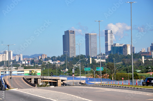 Av. Des. eduardo Cunha de Abreu - Carapicuóba- São Paulo 