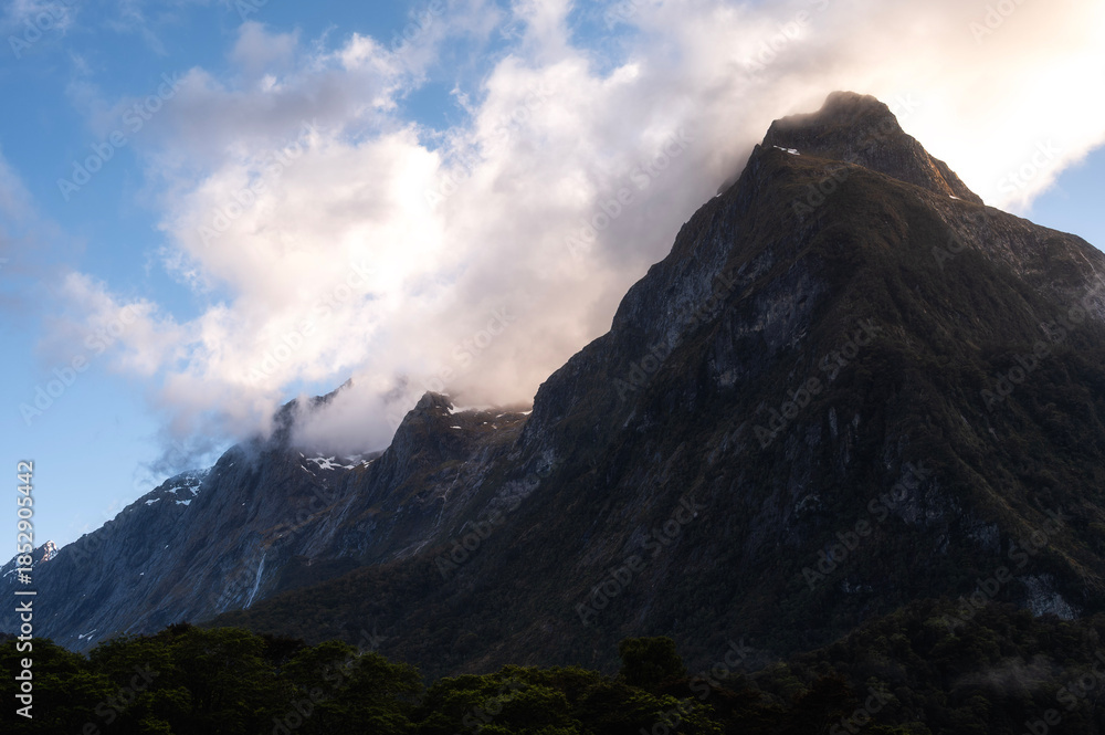 Fototapeta premium Milford Sound Fjord in Fiordland National Park at sunrise, South Island, New Zealand