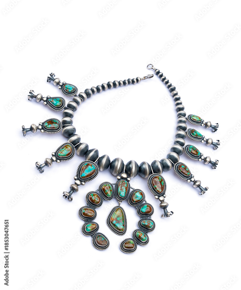Obraz premium Quality Native American silver and turquoise necklaces
