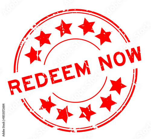 Grunge red redeem now word with star icon round rubber seal stamp on white background