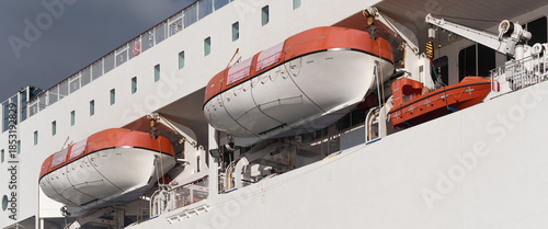 Photos LIFEBOATS - A rescue deck on the passenger ferry